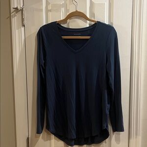 Tahari Deep Blue Long Sleeve V-Neck Top